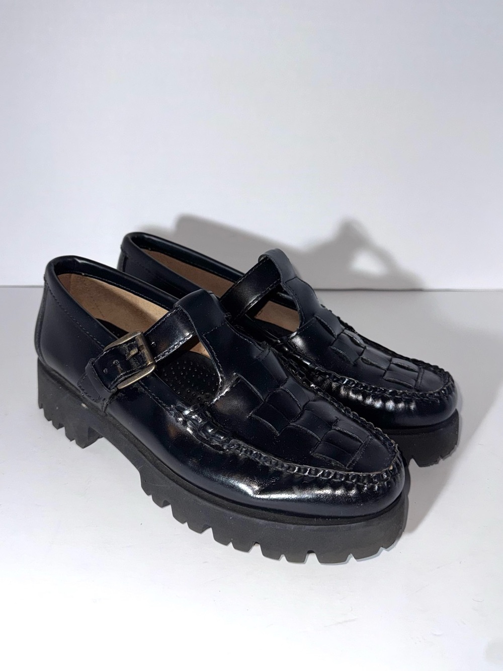 G.H. Bass Fisherman Mary Jane Shoes